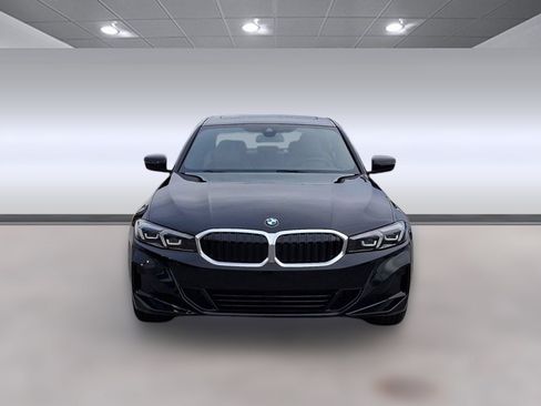 Used 2026 BMW 330i Sedan w/ Convenience Package RWD image 4