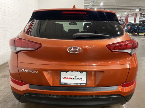 Used 2017 Hyundai Tucson SE Plus w/ Cargo Package image 4