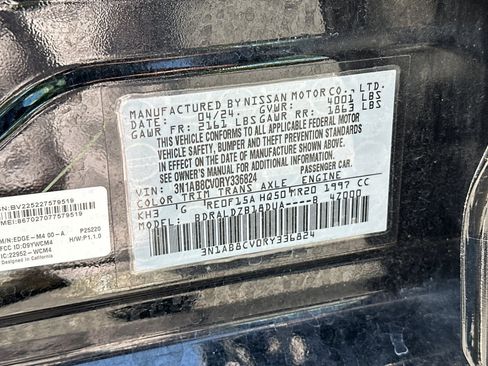 Certified 2024 Nissan Sentra SV FWD image 28