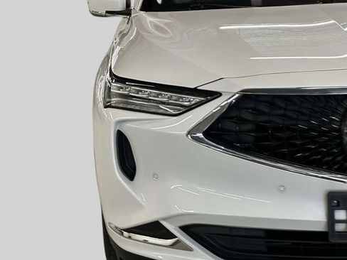 Used 2024 Acura MDX SH-AWD w/ Technology Package image 9