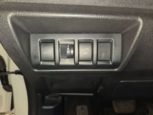 Used 2022 Subaru Outback Premium AWD/4WD image 26