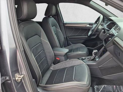 Used 2023 Volkswagen Tiguan SEL R-Line AWD/4WD image 20