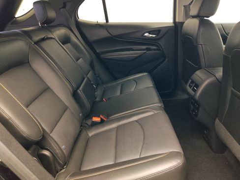 Used 2018 Chevrolet Equinox Premier FWD image 19