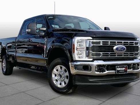 Used 2024 Ford F350 XLT w/ 360-Degree Camera Package image 2