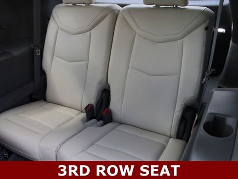 Certified 2025 Cadillac XT6 Premium Luxury AWD/4WD image 10