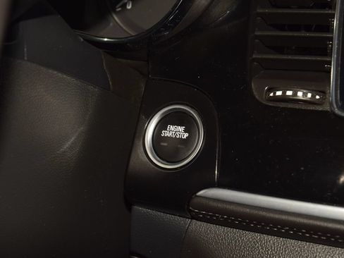 Used 2021 Buick Encore Preferred w/ Safety Package AWD/4WD image 30