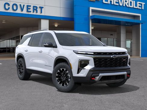 New 2026 Chevrolet Traverse Z71 w/ Enhanced Driving Package image 7