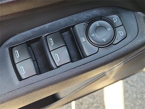 Certified 2019 Chevrolet Equinox LT image 22