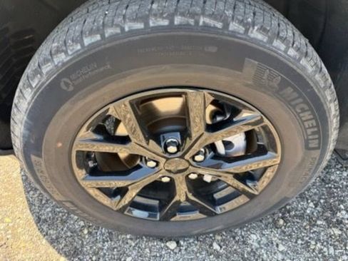 Used 2024 Jeep Grand Cherokee Altitude AWD/4WD image 21