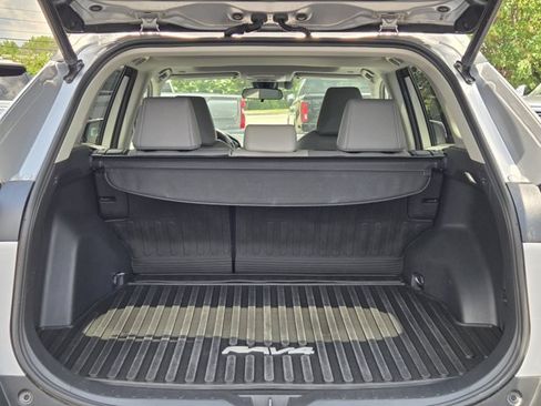 Used 2023 Toyota RAV4 XLE Premium AWD/4WD image 14