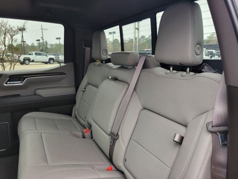 Used 2023 GMC Sierra 1500 SLT w/ SLT Premium Plus Package image 28