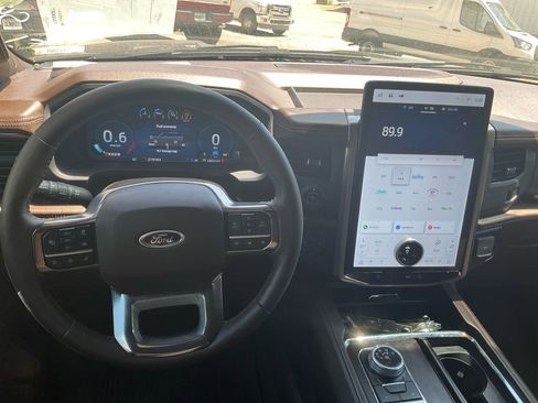 Used 2024 Ford Expedition Max King Ranch AWD/4WD image 25