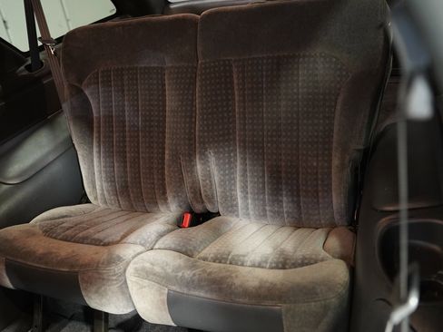 Used 2001 Chevrolet Blazer LS image 36