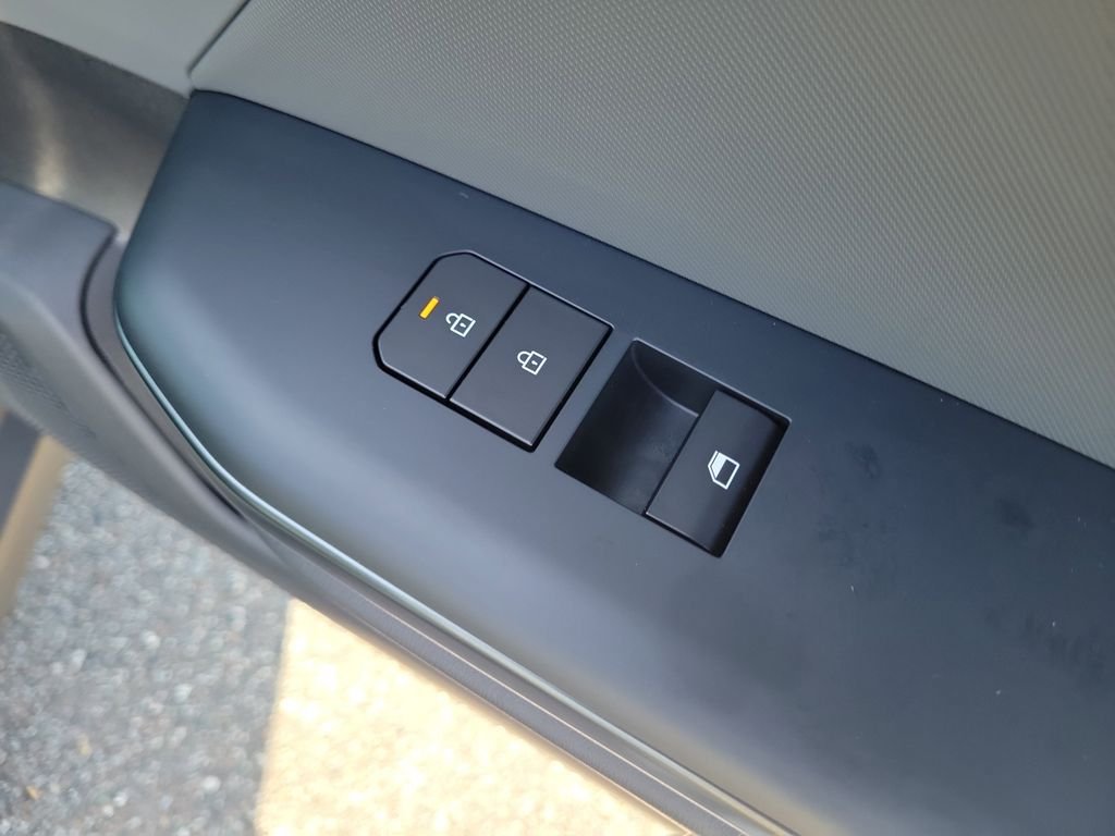 New 2026 Kia K4 FWD image 11
