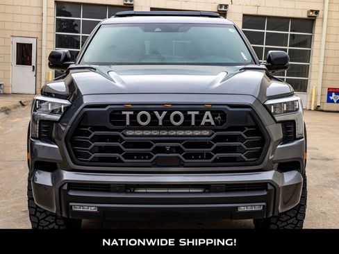 Used 2025 Toyota Sequoia TRD Pro AWD/4WD image 4
