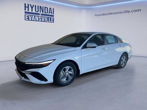 New 2026 Hyundai Elantra SE FWD image 6