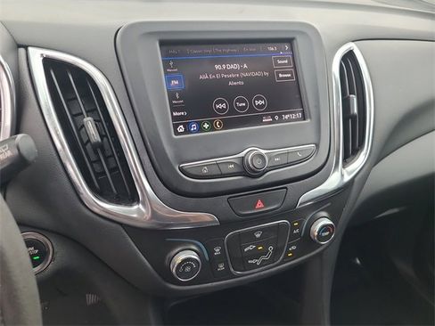 Used 2021 Chevrolet Equinox LT image 29