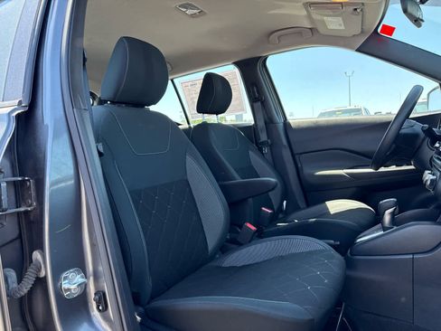 Used 2020 Nissan Kicks S FWD image 22