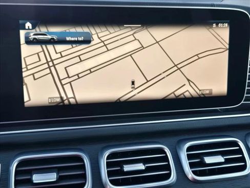 Certified 2025 Mercedes-Benz GLS 450 4MATIC image 11