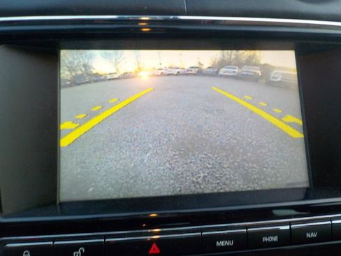 Used 2015 Jaguar XJ L Portfolio image 15