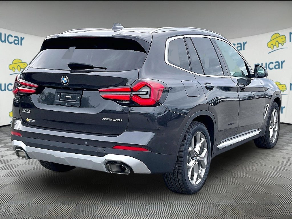 Used 2022 BMW X3 xDrive30i AWD/4WD image 6