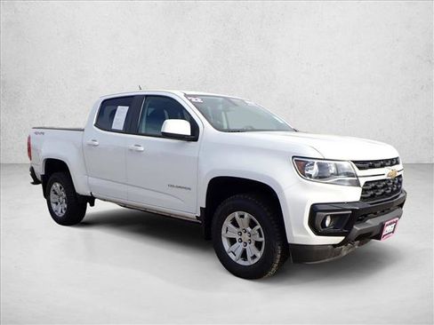 Used 2022 Chevrolet Colorado LT w/ LT Convenience Package image 6