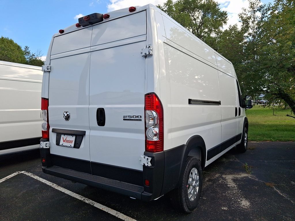 New 2026 RAM ProMaster 2500 w/ Quick Order Package 22G SLT FWD image 4
