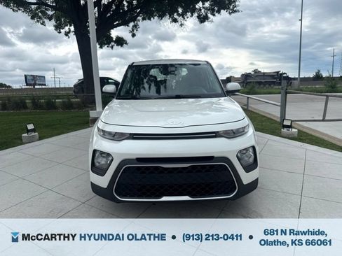 Used 2022 Kia Soul LX w/ Technology Package FWD image 9