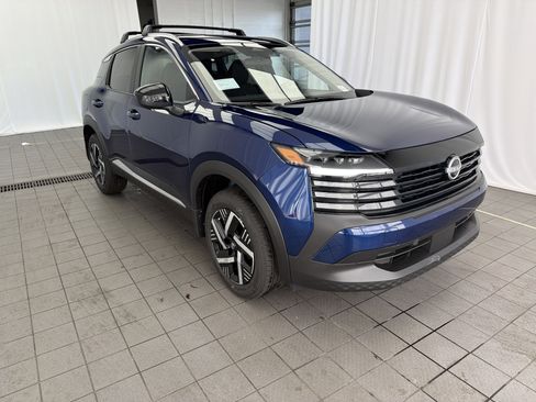 New 2026 Nissan Kicks SV image 3