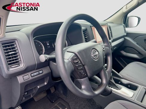 Used 2024 Nissan Frontier S image 11