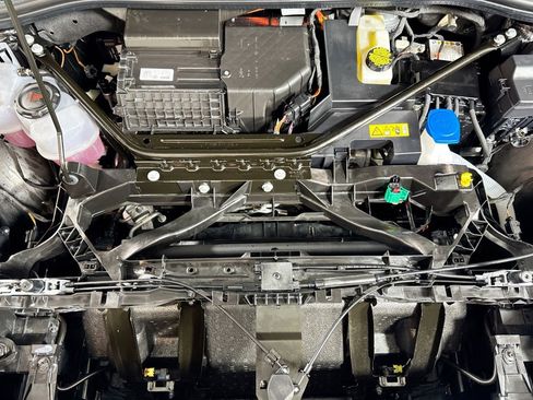 Used 2024 Audi Q4 e-tron Premium Plus w/ Premium Plus image 29