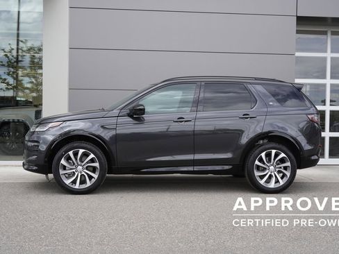 Used 2025 Land Rover Discovery Sport Dynamic SE image 8