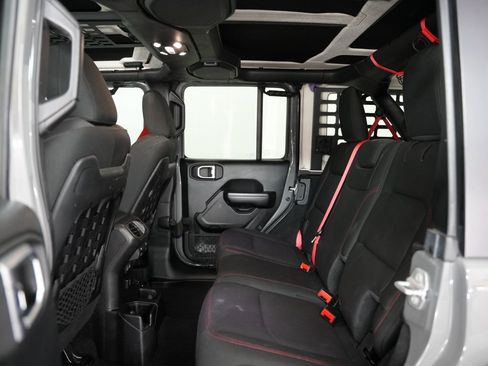Used 2020 Jeep Wrangler Unlimited Rubicon AWD/4WD image 40