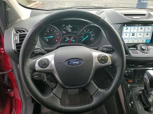 Used 2016 Ford Escape Titanium image 22