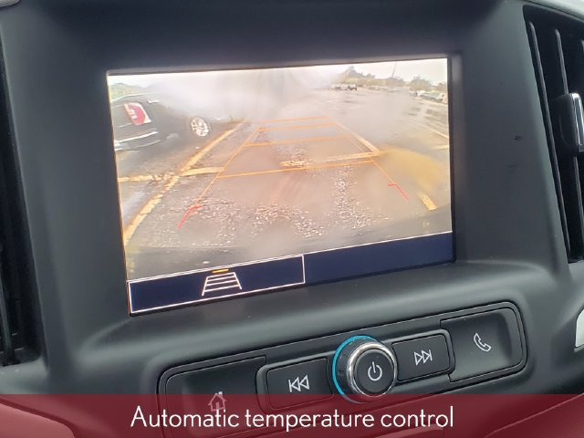 Used 2022 GMC Terrain SLE w/ Driver Convenience Package AWD/4WD image 18