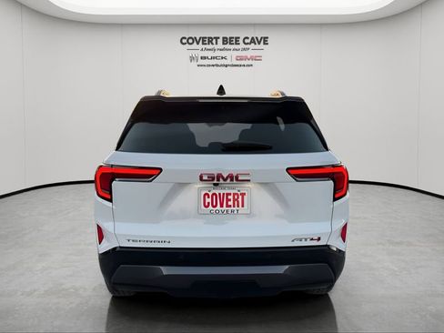 New 2026 GMC Terrain AT4 image 8