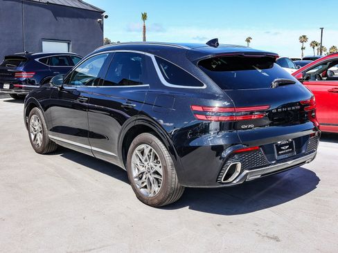 Used 2025 Genesis GV70 2.5T AWD/4WD image 6