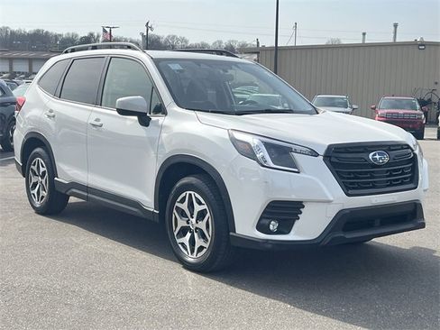 Certified 2024 Subaru Forester Premium image 40