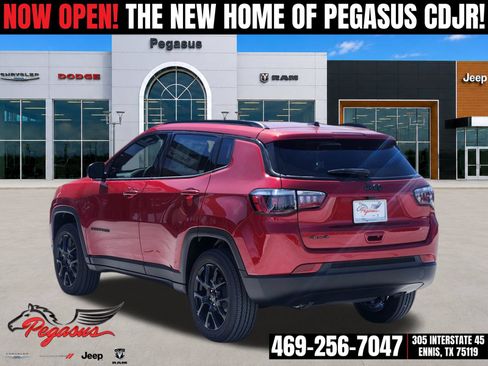 New 2026 Jeep Compass Latitude AWD/4WD image 4