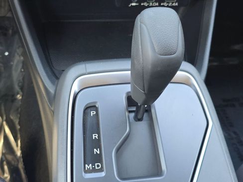 Used 2025 Subaru Crosstrek 2.5i Premium AWD/4WD image 15