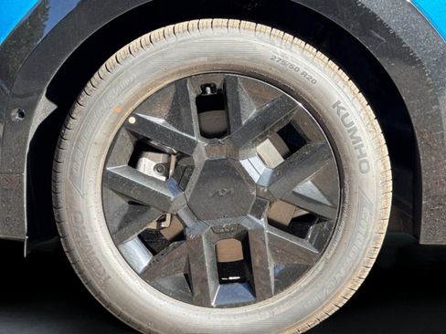 New 2026 Kia EV9 Land w/ Nightfall Edition Package image 25