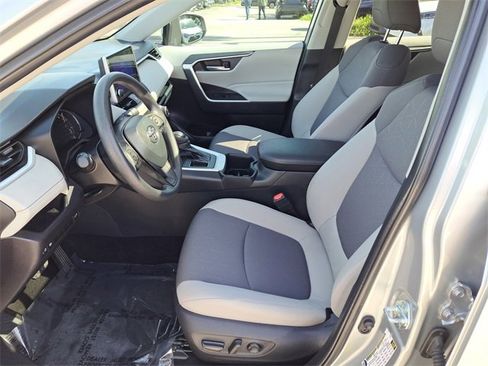 Used 2025 Toyota RAV4 XLE image 11