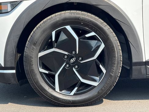 Used 2024 Hyundai Ioniq 5 SEL RWD image 32