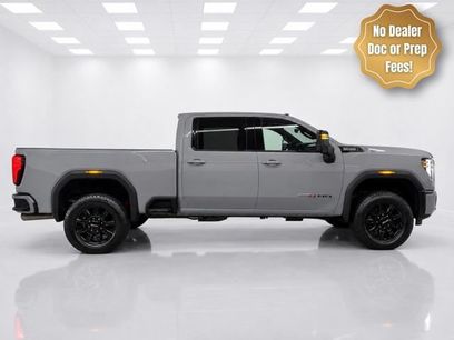 Used 2024 GMC Sierra 2500 AT4 w/ Technology Package