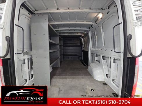 Used 2022 Mercedes-Benz Sprinter 1500 image 13