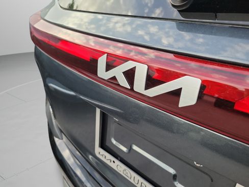 Used 2025 Kia Seltos EX w/ EX Sunroof Package FWD image 29