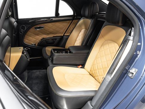 Used 2016 Bentley Mulsanne Speed image 44