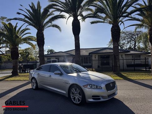 Used 2015 Jaguar XJ L Portfolio image 16