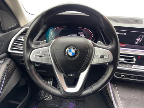 Used 2021 BMW X7 xDrive40i w/ Premium Package image 61