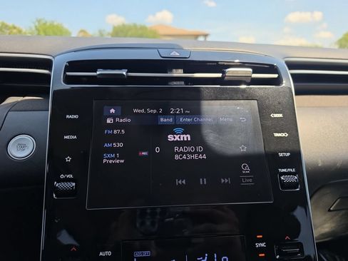 Certified 2023 Hyundai Tucson SEL w/ Convenience Package FWD image 17